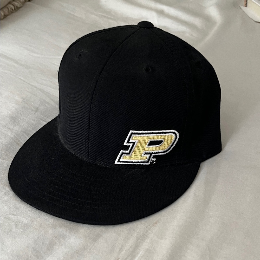Lids Black Cap with Blue Logo Tag